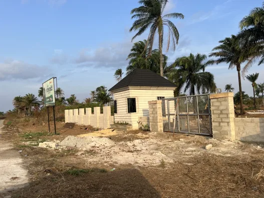 Emerald Gardens Phase 1 Gatehouse and Fence